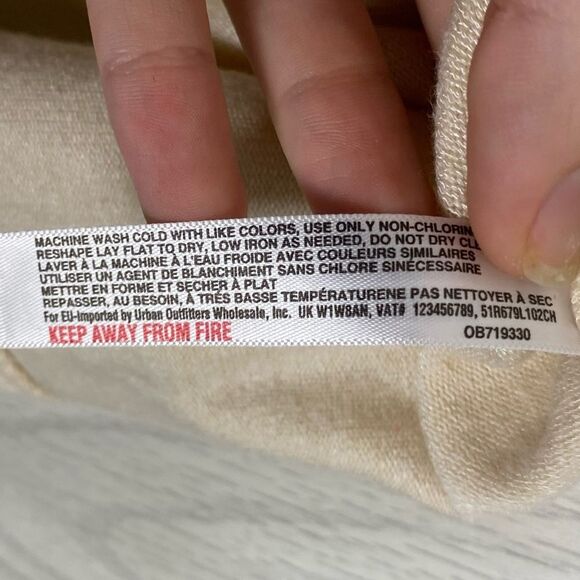 Saturday Sunday | Ivory Hacci Tunic V-Neck Sweater Size XSmall - Picture 11 of 11